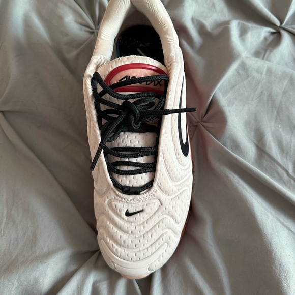 Nike Air Max 720 light soft pink - Picture 3 of 6